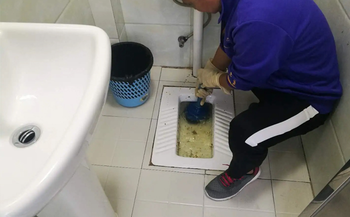 雅星镇疏通蹲坑